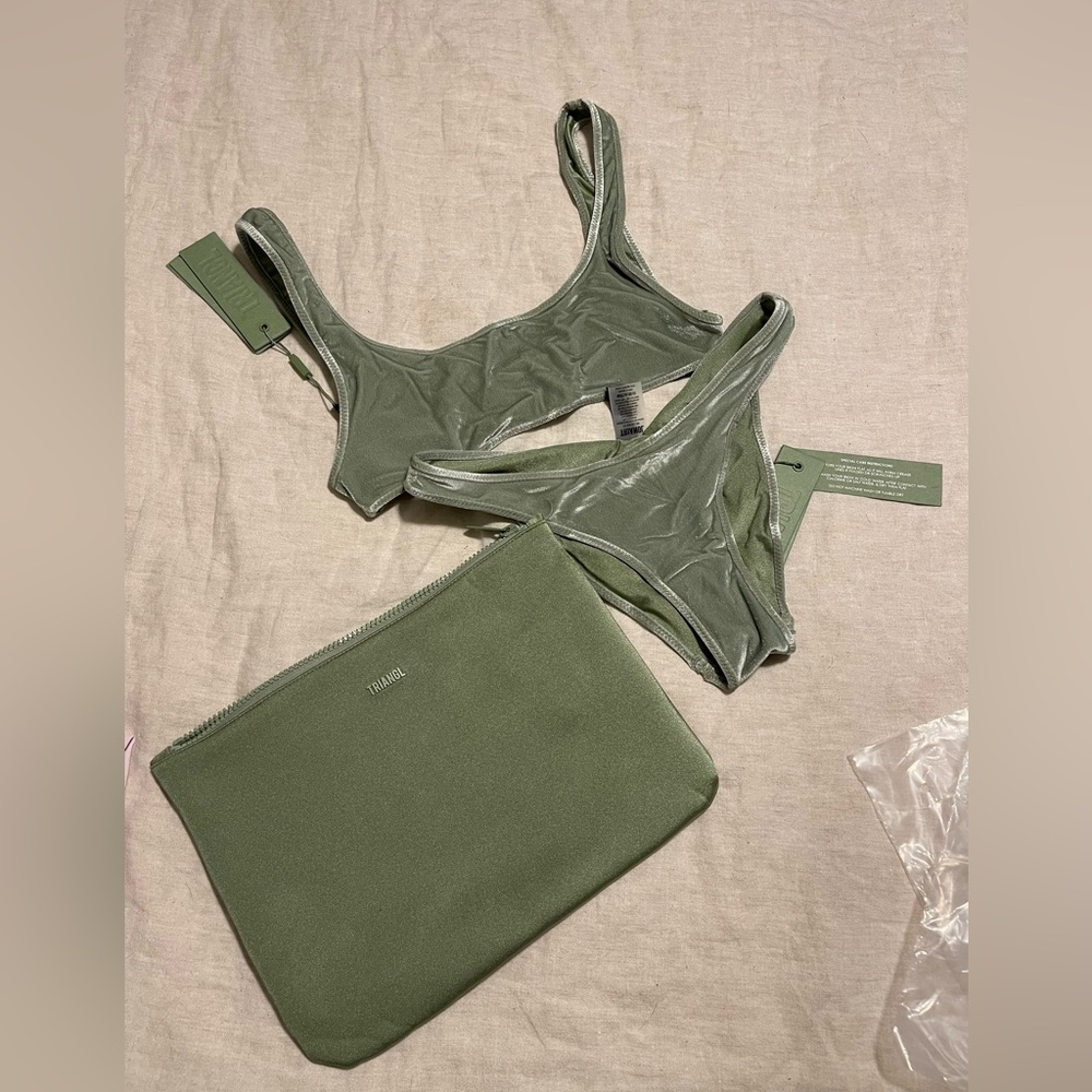 TRIANGL BIKINI SET - NEVER WORN, TAGS STILL ATTACHED - AIMEE SET - GREEN VELVET